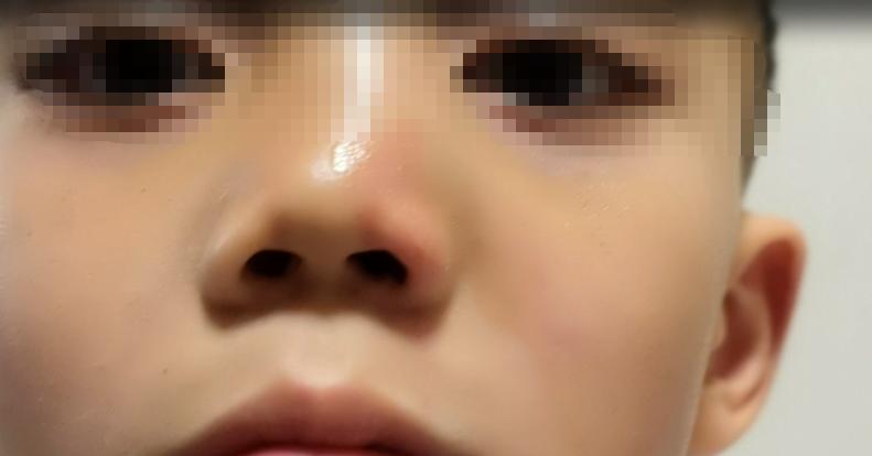 DƬ